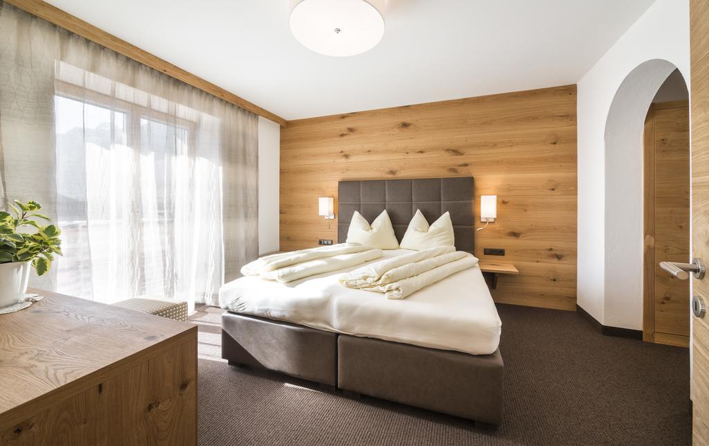 Mittendorf Klimaresidence Schenna Room photo